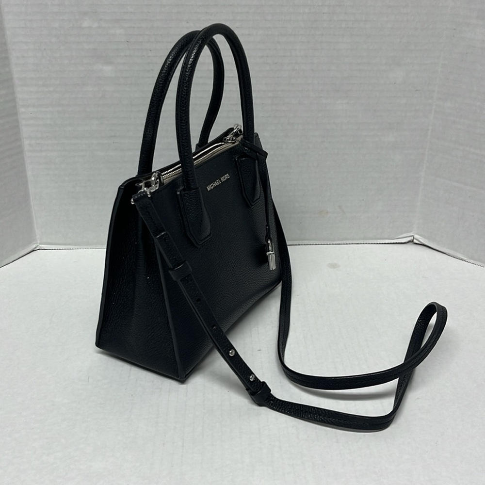 Michael kors black pebbled leather small Mercer crossbody bag | structured mini - Picture 4 of 16